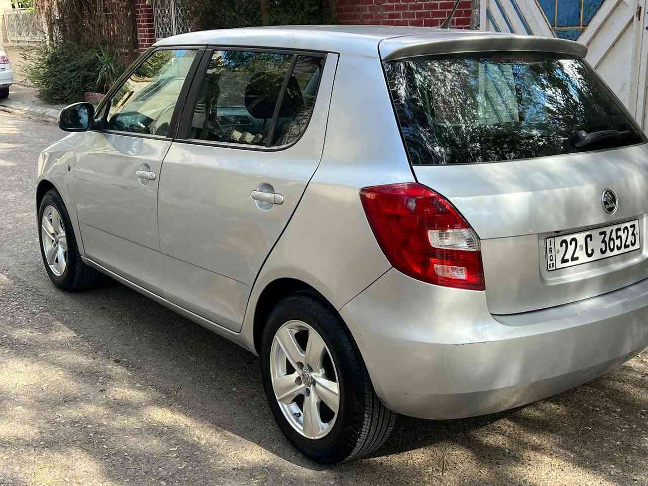 ***********سكودا الماني موديل 2013  رقم اربيل سنويه جديد 2028 فحص هزه جديد السياره بسمنه شرط تحويل وكاله 
ملاحضات 2 قطع جاملخ خلفي سكن او قبخ صندوق بدون دواخل السياره صدر كاربايات تايرات كوله جديد بدون اي مصرف 
كير محرك شرط لا صرف لا بوخار ولا مفتوح تبرد ثلج  السياره حيل جديده سعره 70مجال عنوان كركوك  *********** كركوك, العراق
