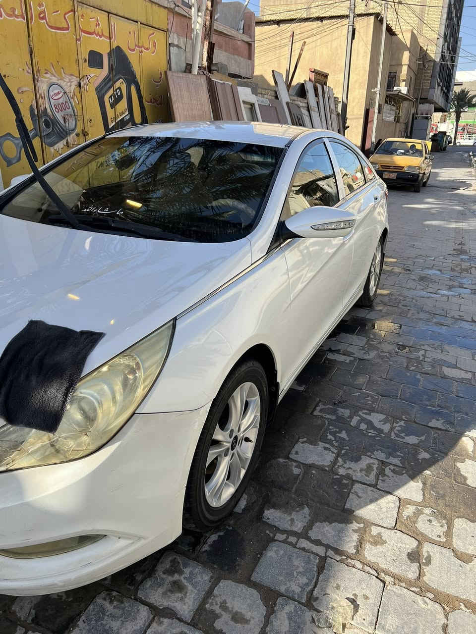 سلام عليكم سوناته موديل 2011 خليجي بيه باب خلفي مبدل وكاله نف لون والباقي كفاله مكينه كير تبريد حداديه كله جاهز (113 )وبيه مجال حك الجيه ***********
