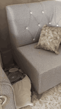 السلام عليكم تخم  ١٤ متر تسكام خشب اسود ٧٠٠ وبي مجال 0773 183 7173 هذا رقم صاحب التخم
