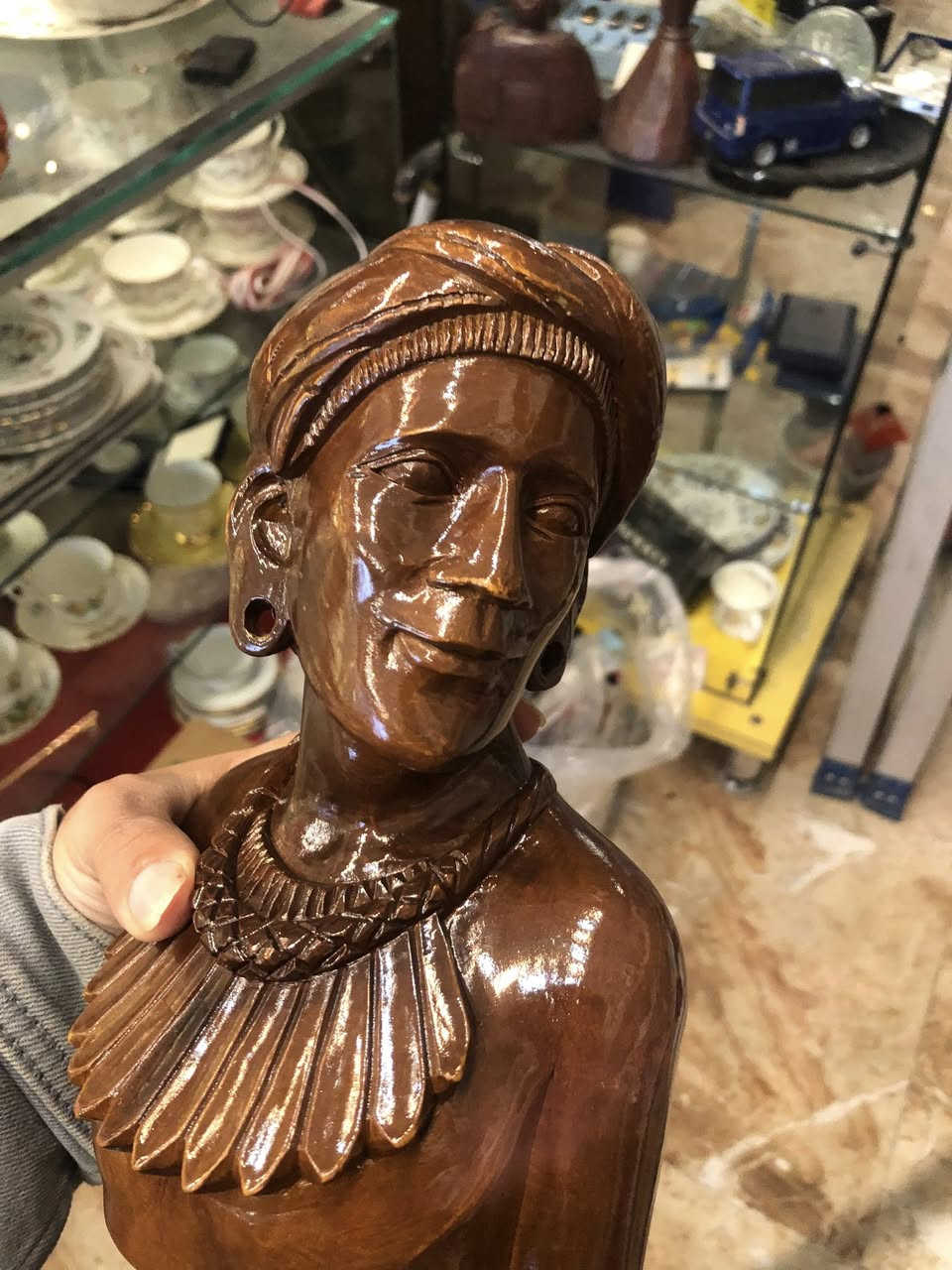 قطعتين عالميه مصنوعه يدويا  خشبي بارز    السعر قفل ٨٠ الف نهائي


**إذا كنت صاحب هذا الإعلان وتريد حذفه لأي سبب، رجاءا أرسل رسالة إلى الدعم الفني**