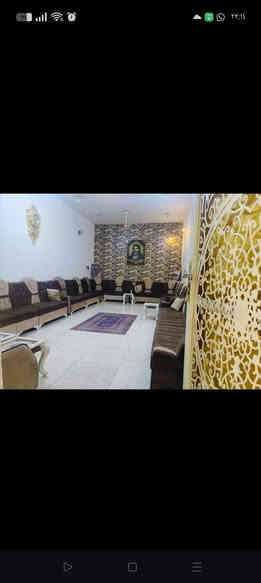 سلام عليكم
بيت طابو مساحته 160 متر  تضحيه على شارع لعام  قرب مدرسة حبيب ابن مظاهر  يتكون من 3غرف وصحيات داخليه وخارجيه  وديوانيه وصاله 
سعر 155 
***********
