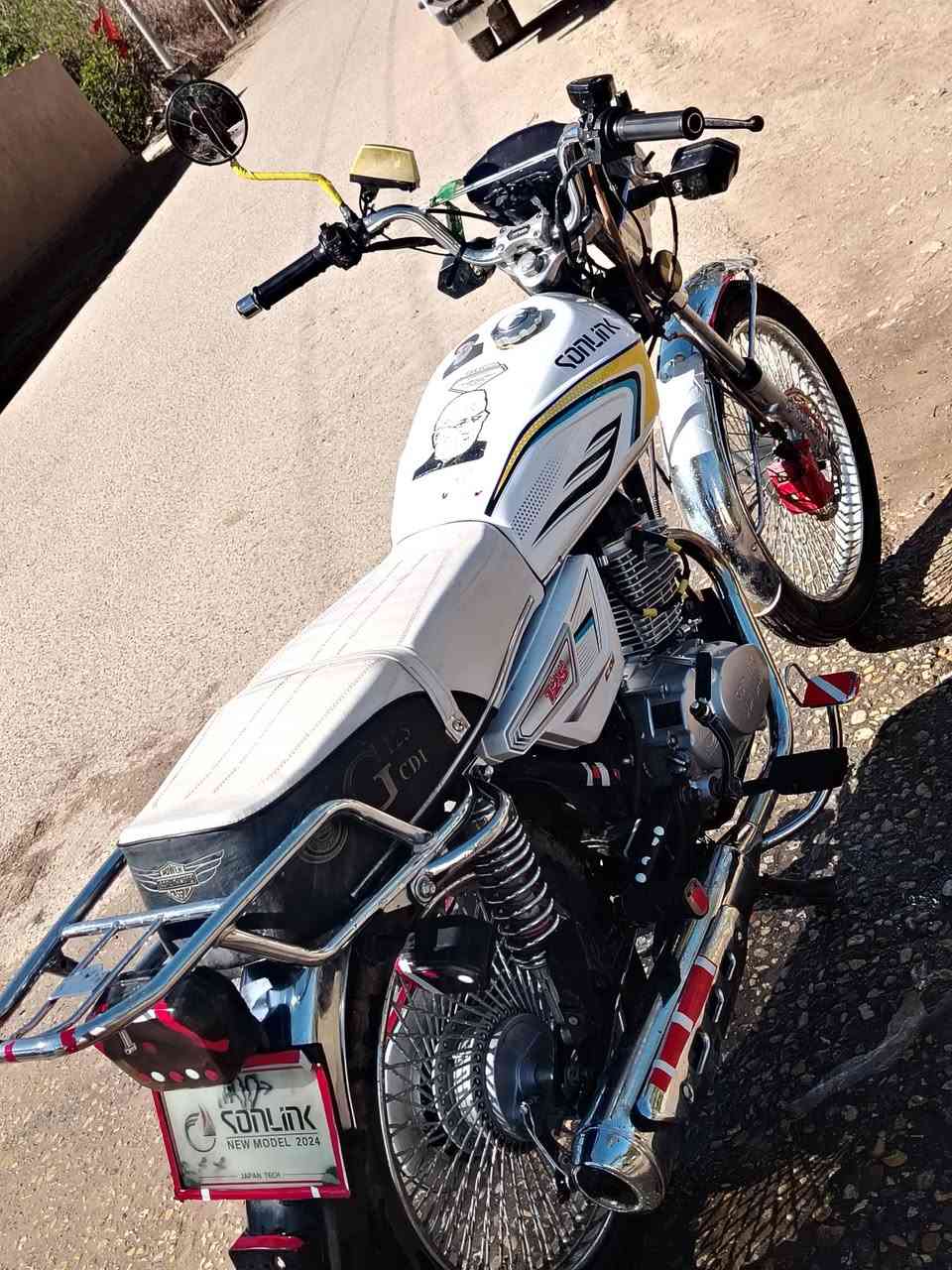 سلام عليكم
دراجه للبيع 
دراجه خير من الله 
موديل 24
5 نمر 
السعر خاص


**إذا كنت صاحب هذا الإعلان وتريد حذفه لأي سبب، رجاءا أرسل رسالة إلى الدعم الفني**