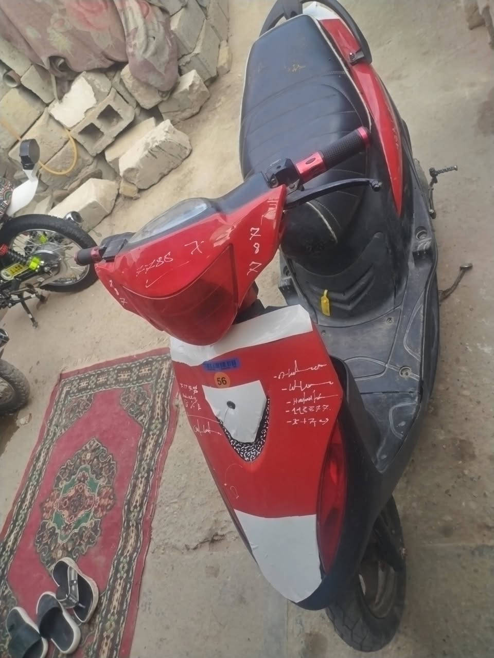 سلام عليكم دراجه ماكس عدله دراجه مزوده ٥٥ صارله اقل شهر من مجفته دراجه نهضه ومعدل كلش زين شغاله هندر واحد نقصه فقط سلف كهربايتهه كلهه شغاله سعرهه ٤٠٠ وبيهه مجال


**إذا كنت صاحب هذا الإعلان وتريد حذفه لأي سبب، رجاءا أرسل رسالة إلى الدعم الفني**