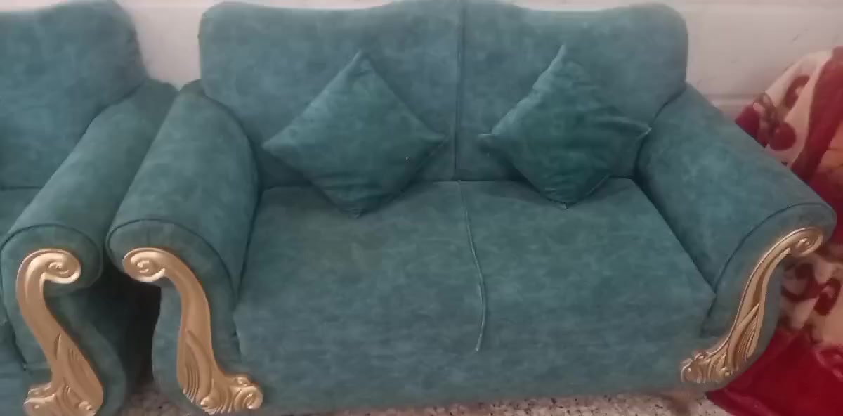 تخم 12 مقعد سعر 250 بغداد تقاطع درويش *********** سبلت كنتوري شغال بدون اي عطل سعر 600 وبي مجال
