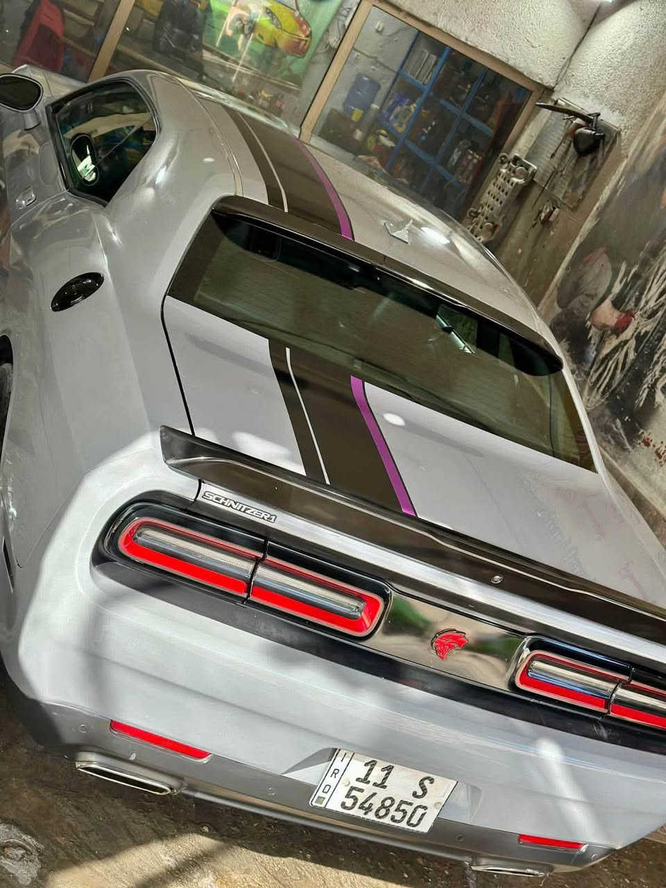 CHALLENGER 2020  للبيع
لون مميز سموك 6 سلندر 
حادث السيارة جاملغ وبنيد وهنا صار صبغ صفحة ابيع حزام وهي مو حزام احسن الي وللمشتري
كير مكينة بعدها بوضع الشركة ماشية 70 الف
سيارة نصبة ولون ومواصفات 
فول مواصفات خنك عدا الفتحة 
رادار 
يجي حتى الدشبول والبيبان مخيطات من الشركة مو مثل العادية
حساسات خلفي
كشنات تدفئة تبريد 
تبريد قطعتين
كشن جلد حظن
ثلاجة بالحصان 
ستيرن كهرباء
شكو مواصفات ابالك موجودة بيها
ضايفلها زرع عدسات متغير
وزينون زارعلها 
حزام امان بنفسجي لان السيارة كلها مطعمها بالبنفسجي
تشغل وتطلع ترايك للبصرة
اخوان السيارة تروح فدوة الاصغر واحد بيكم والي ماعنده ياخذها ويروح بس لحد يكسر بيها لان مواصفات ولون وموديل
وسعرها مناسب بالنسبة للباقيات 
مكاني بغداد وسعرها 147 قفل
***********
