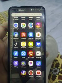 نوت ٨ • ١٢٨ • شاشه وكاله