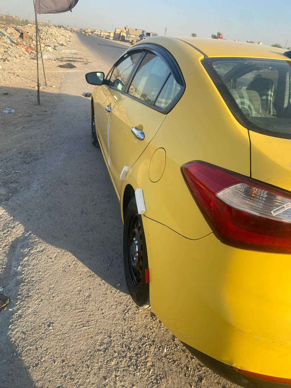 فورتي موديل 2015
ضرر جملغ وباب بدون دواخل
سعر 108تصال ***********
