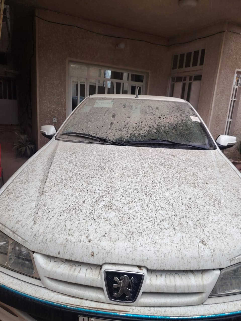 بارس ٢٢ كفالة عامة ماشية ٢٨ الف كلهة وظع شركة حتة تايراتهة شركة تحويل ثاني يوم اتصل *********** ابو حسين سعر ٧٨ وبيهة مجال السياره مال بيت ستخدام شخصي وبالخير على الياخذها
