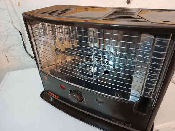 صوبه تيربو ياباني الاصلي شرط عل تشغيل والنظافه وشرط فتيلته الاصليه مت فتيله اظافيه للتواصل ***********
