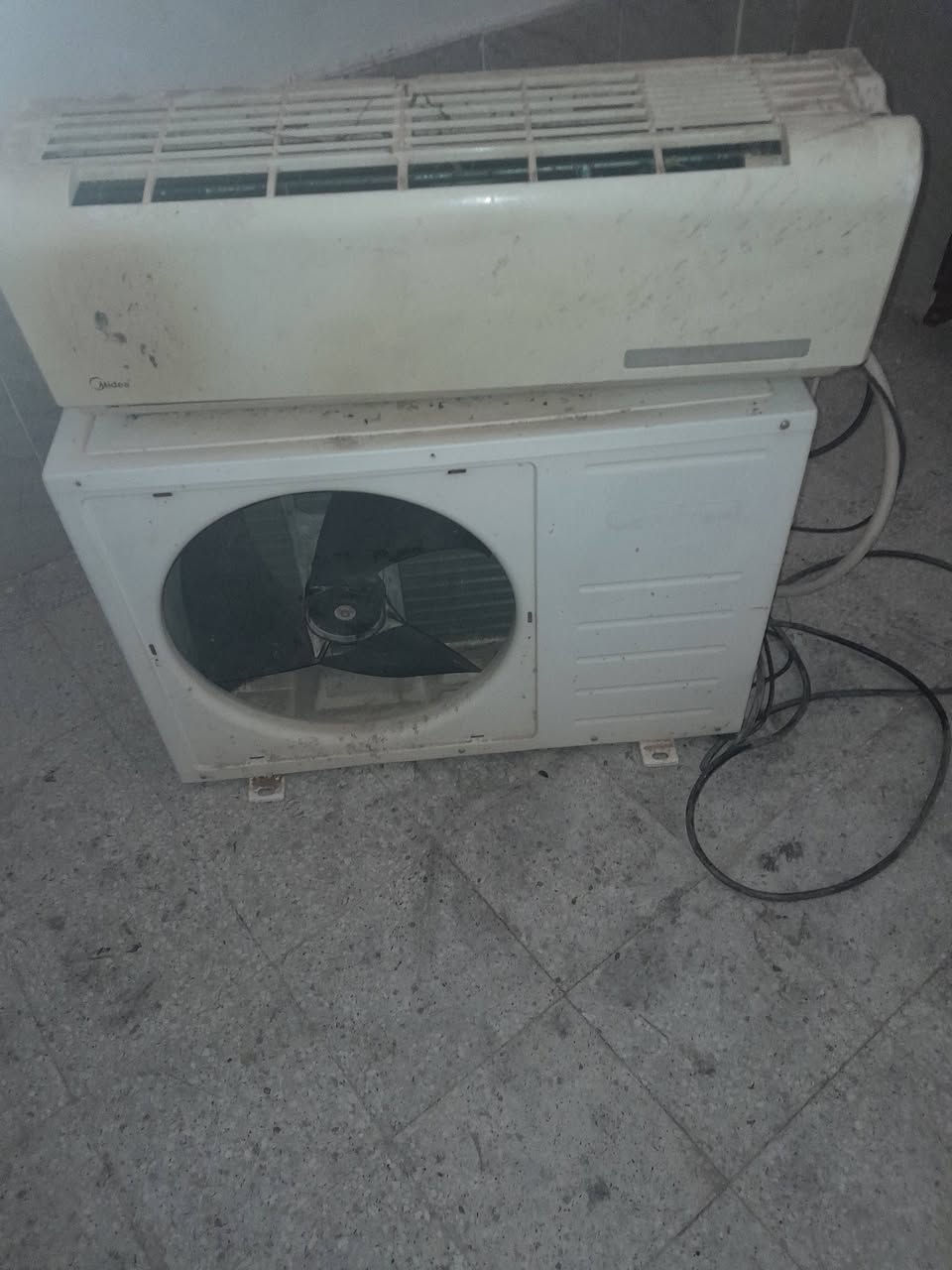 2كليمات للبيع مولاهم طاللب 6ملاين
عيط مولاهم 0773191725 لغروس


**إذا كنت صاحب هذا الإعلان وتريد حذفه لأي سبب، رجاءا أرسل رسالة إلى الدعم الفني**