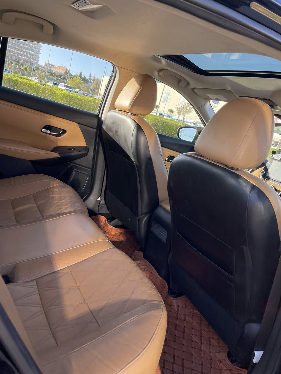 بو فروشتن سينترا 2020 SV بلس فول مواصفات ناو قيسم رادار حساس شاشه بي تقه ورقا كشنى كاربايى 70,000KM روشتوه يەک پارچەی بۆیاخ جاملغى سكن و ربعى بونيدكا بي ناوگردن 
***********

للبيع نيسان سينترا 2020 SV بلس فول مواصفات 
داخل بيجي رادارات حساسات كشن كهربائي بصمه شغال تحديد مسار انظمه قياده وباقي المواصفات المعروفة ضرر فقط جاملغ سكن صبغ و ربع البنيد بدون دواخل ايرباك سليم للاستفسار عن باقي التفاصيل
***********
