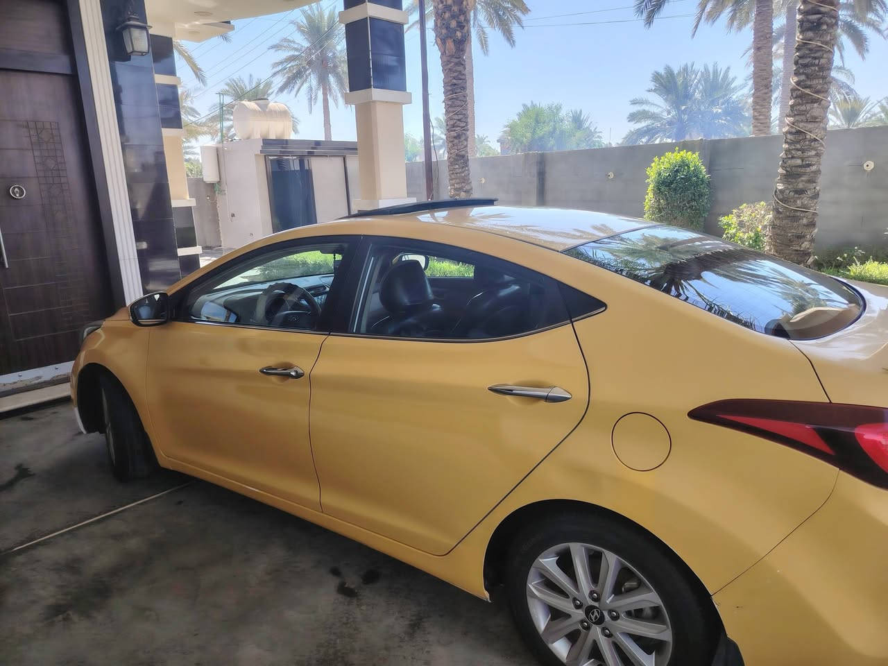 سلام عليكم للبيع النتره ١٥ خليجي مكفول فول مواصفات ما عدا بصمه سياره بسمي ادك جرص على ١٢٠ السياره خير من الله بس يرادلهه ترتيب الصدر السعر ١٢٠ ورقه وبيهه مجال المكان بغداد ابي غريب  بيع مستعجل للاتصال ع الرقم***********
