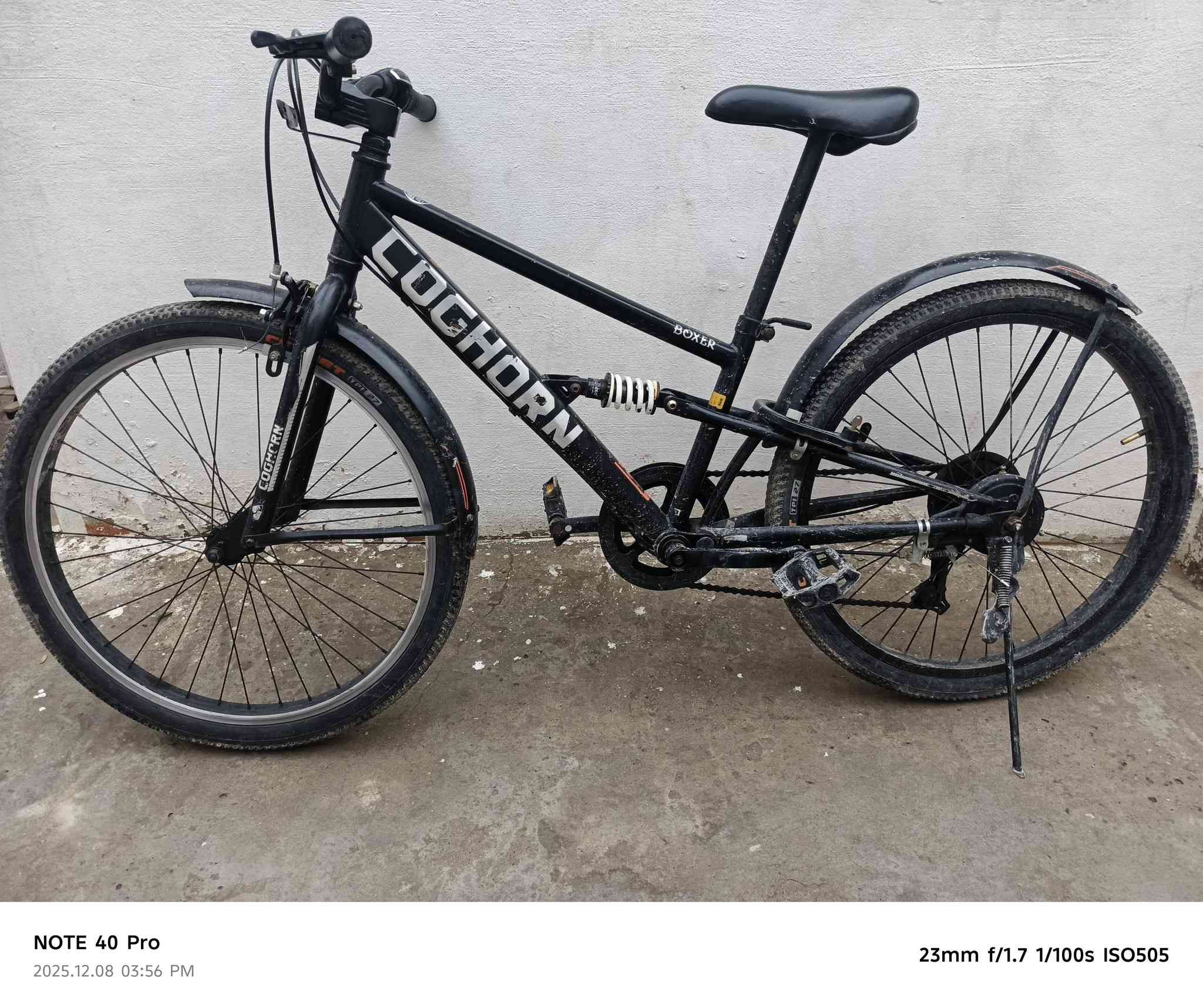 بايسكل أوربي بآلة حجم 24
‏دبل جوه الكشن شرط يتحمل وزن أكثر من 100 كيلو 
‏حيل نظيف مستخدم شي قليل 
‏6 كير بريك أمامي خلفي شغال السعر 65  ألف وبي مجال 
‏العنوان حسنكوي شراي خابر ***********
