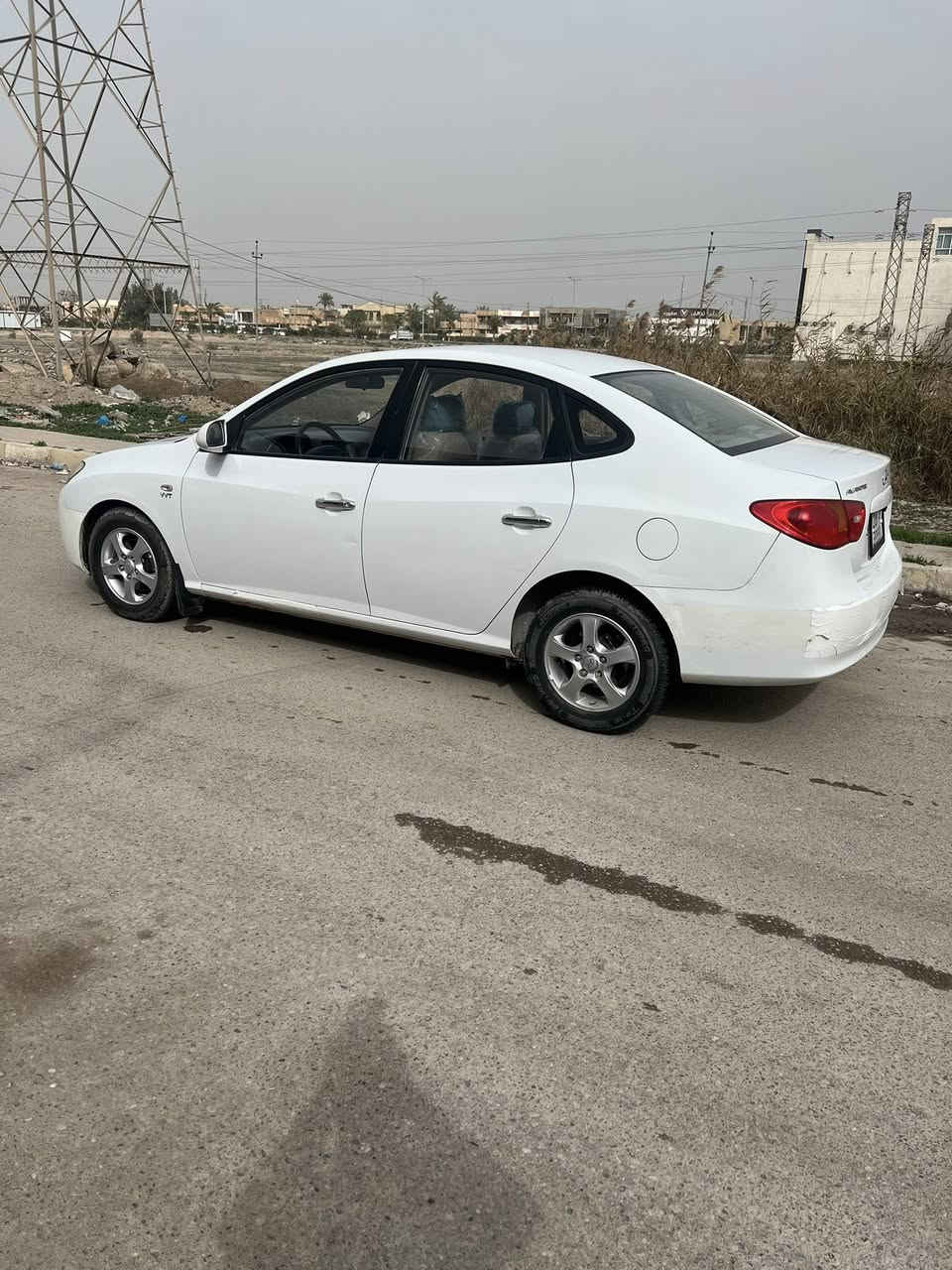 سلام عليكم أفانتي ٢٠٠٩ كلين بدون ضرر محرك ١٦ دكشن عالي هزه وسنويه جاهزه والسعر ١٠٨ وباسمي والاتصال ***********مكان سياره تكريت
