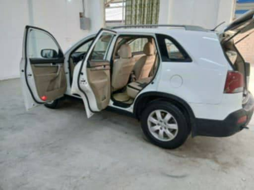 سورنتو ٢٠١١ خليجي محرك ٢٤٠٠ سياره مكفوله كفاله عامه عدا البنيد مصبوغ ٧ راكب تبريد ٣ قطع سياره رقم اربيل انكليزي ١٤٠ وبيها مجال بسيط
رقم تليفون ***********
