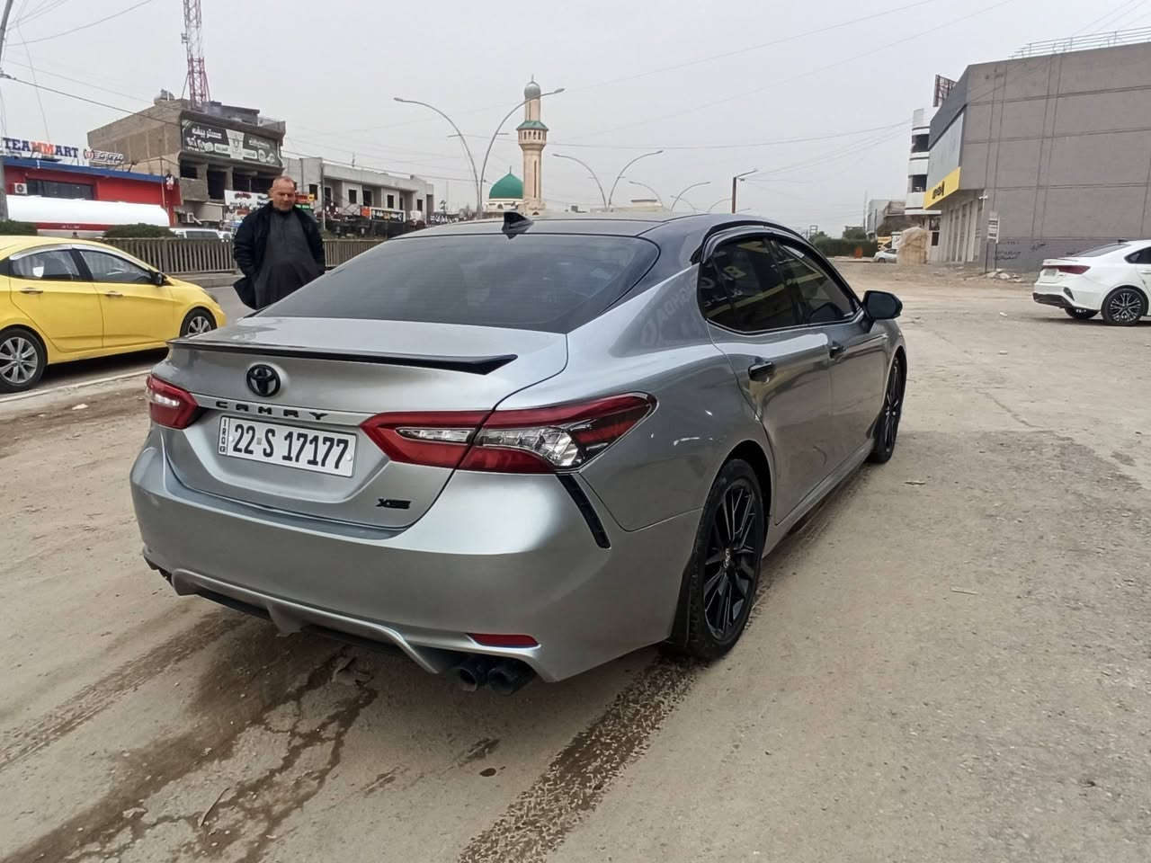 السلام عليكم
كامري 
موديل 2023
وراد امريكي 
رقم أربيل الدولي 
هزه و سنويه جديده 
كابون بانزين الكتروني 
موصفات XSE 
فول مواصفات 
محرك وكير شرط 
ماشيه 35 مايل 
سياره بدون صبغ بيها تعديل بارد بجاملغ الخلفي وشويه بقبغ الصندوك بدون دواخل وبدون ايرباك شرط 
رقم الشاصي مرفق مع الصور 
شرط التحويل 
السعر265$وبيها مجال 
🛑ملاحظه مهمه
 يرجى الاتصال من  الساعه 9 صباحأ إلى الساعه 9 مساء
#العنوان موصل الجديده شارع بغداد مجاور سنتر بغداد
#مكتب ال رزان للسيارت
***********
***********
