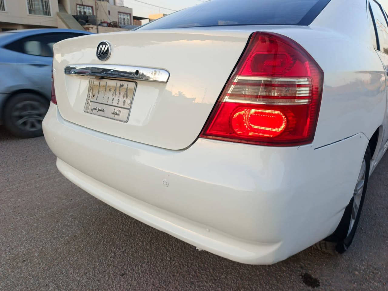 السلام عليكم ليفان 620 مكفولة من الحادث موديل 2011 مصبوغه جماليه مكينه وكير نضاف حداديه كهربائيات كله شغاله رقم نجف تحويل مباشر السعر 38 قفل اي سعر غيره متصير مكان السياره نجف ***********
