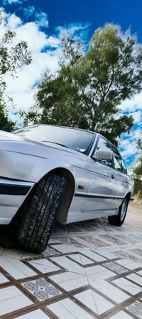 بي ام ٥٢٥ • ١٩٩٢ • رقم بابل