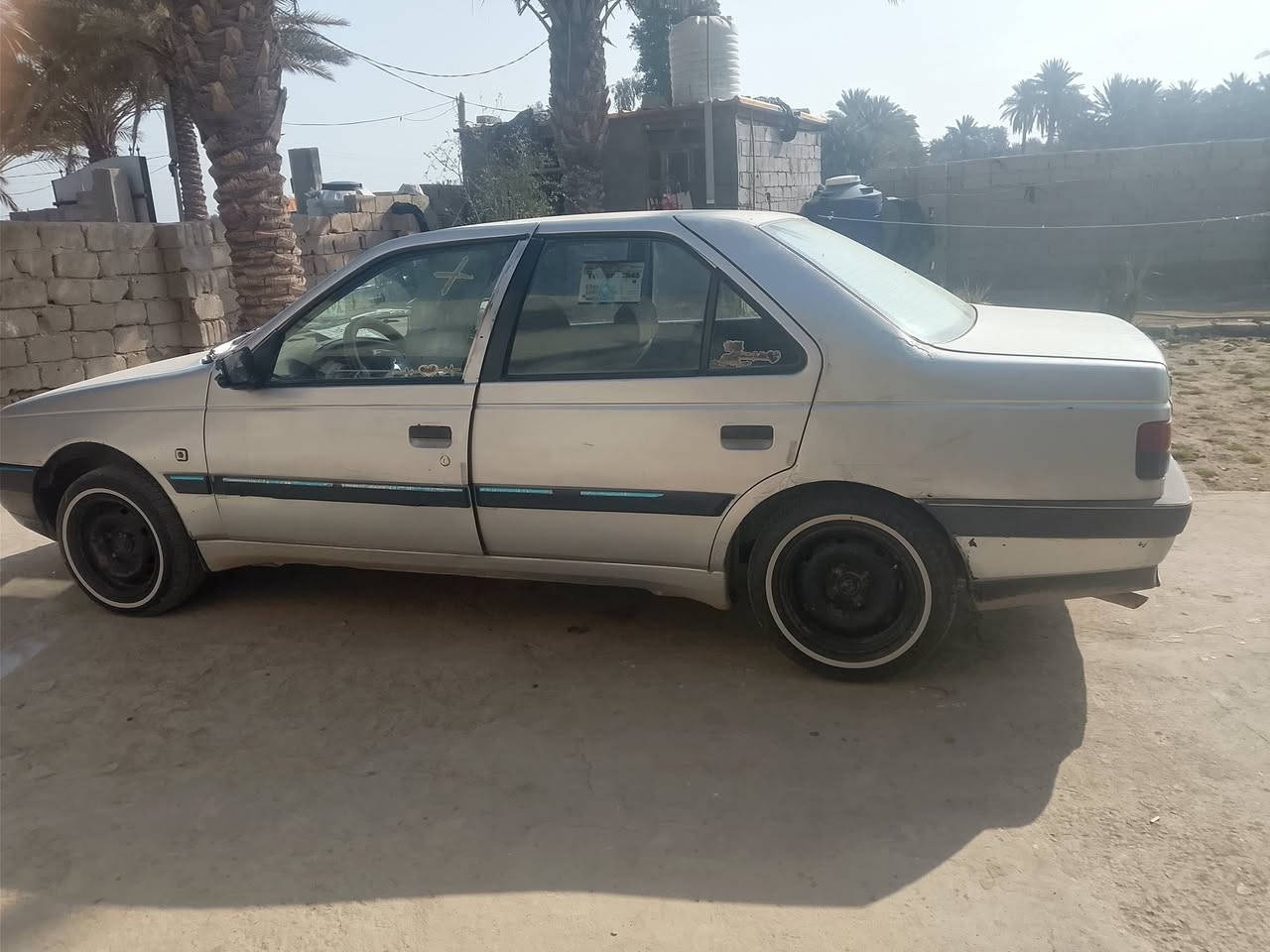 السلام عليكم من رخصت الادمن سياره بيجو 405موديل 2012 تخم تاير حداديه مكفوله مكينه وكير تبريد شغال سياره جاهزه من كلشي ***********السعر 34وبيه مجال للبيع فقط
