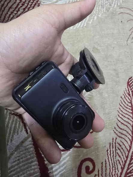 داش كام عدد ٢ مع كامرة 
الاولى تجي كامرة امامية وتربط كامرة خلفية عادي سعرهة ٣٥ الف
الثانية تجي ٣ عدسات امامي و٢ داخلي وتربط هم خلفية سعر ٤٠ الف 
وكامرة خلفية مال شاشة سعرهة ١٠ الف 
اذا كلهن سعرهن ٧٠ الف 
مكاني العطيفية 
***********
