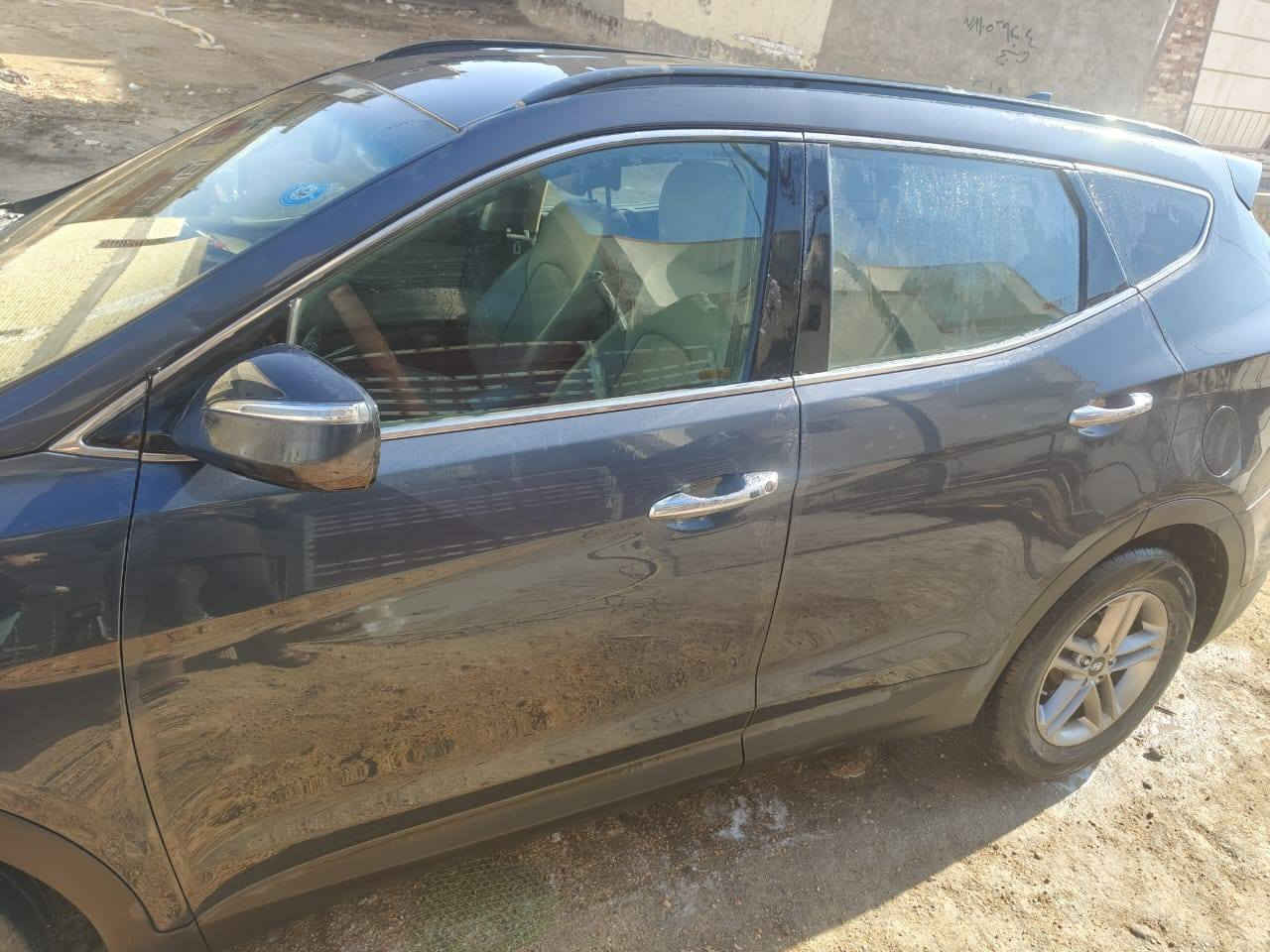 سنتافيا امريكي 2017
محرك 2.4
رقم بغداد بسمي السيارة
فور ويل 
كفاله من الصبغ والتبديل 
السعر ١٥٥
صاحب السيارة ***********
مكلف بالنشر
