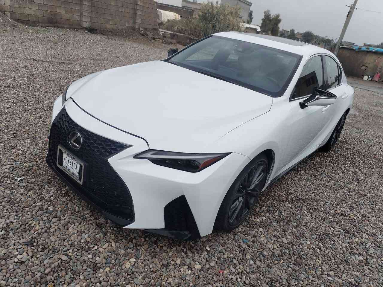 Lexus is 350 f sport
موديل 2023
فول مواصفات 
محرك ٦ سلندر كاردن
حره بأسمي تترقم جميع المحافظات
الضرر صبغ شبه عام بدون  دواخل وشواصي بل شرط
مي راديترات الشركه 
*********** واتساب فقط
مراوس حسب القناعه
السعر ٢٢٠ وبي مجال
