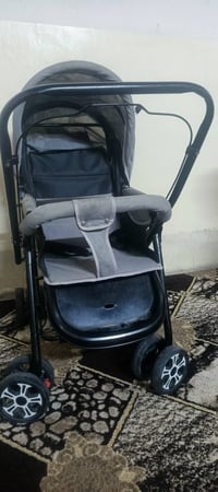 للبيع السعر 25 وبيها مجال 07700503616