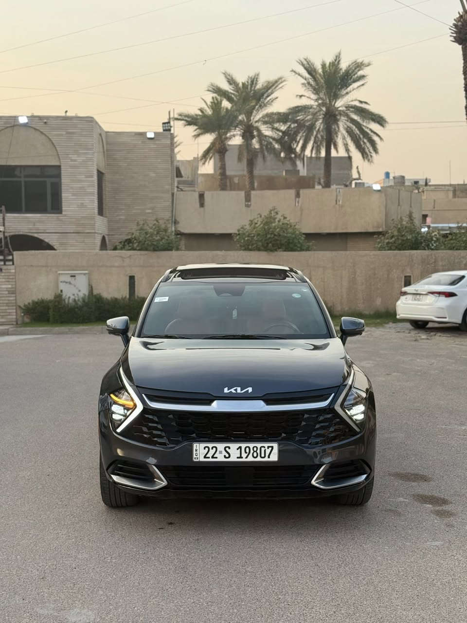 سبورتج برستيج للبيع
موديـل 2023
ماشية 57 الف
محركها 2500
فول مواصفات داخل احمر
دخول جديد
حادثها بنيد صبغ وجاملغ بارد
وبيها ٣ قطع كلير وصور حادث موجودة
سعر : 200 ورقة
مكان : بغداد زيونة
رقم : ***********
