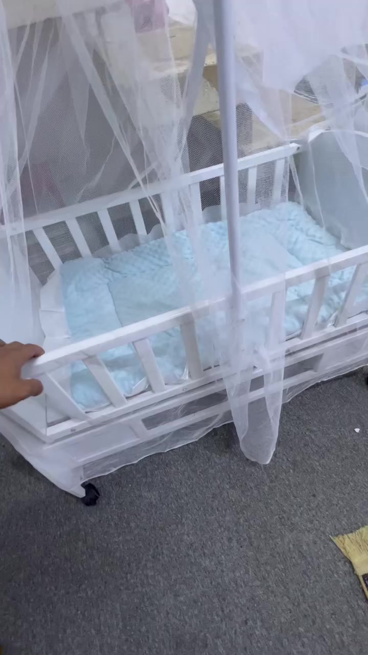 #سلام #عليكم  #البيع.  كاروك طفل من عمر #سنه ونص 
بعده جديد جرار مالته موجود ويا فراش سعره ٦٥ الف مكاني كربلا شراي يجي خاص


**إذا كنت صاحب هذا الإعلان وتريد حذفه لأي سبب، رجاءا أرسل رسالة إلى الدعم الفني**