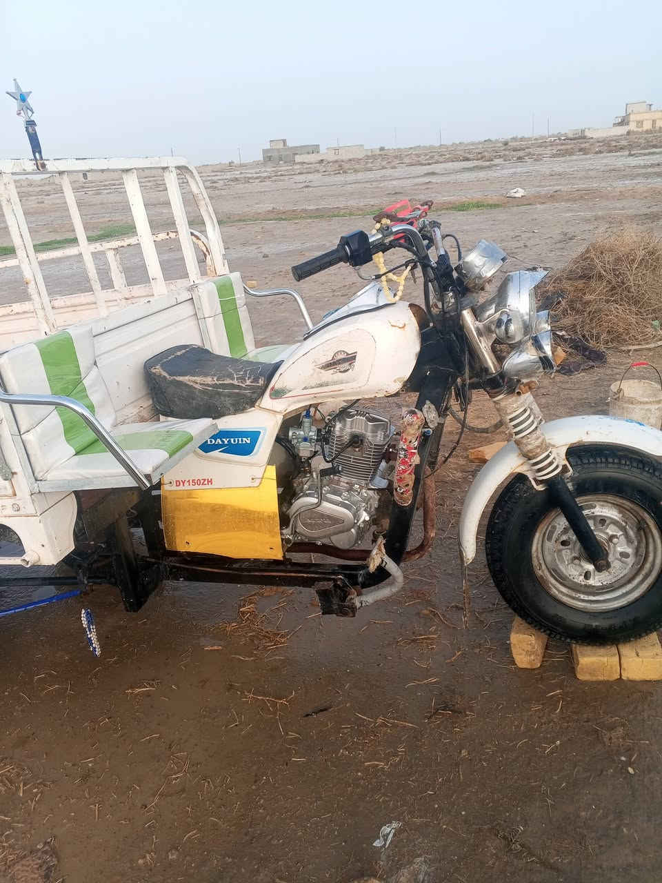 السلام عليكم ستوته موديل 16 اوراق اصولي محرك يومين تواير شاصي اكسن جديد تعمير 2026 قبل يومين سعر واحد و600 مكان سماوه ‏‪***********‬‏
