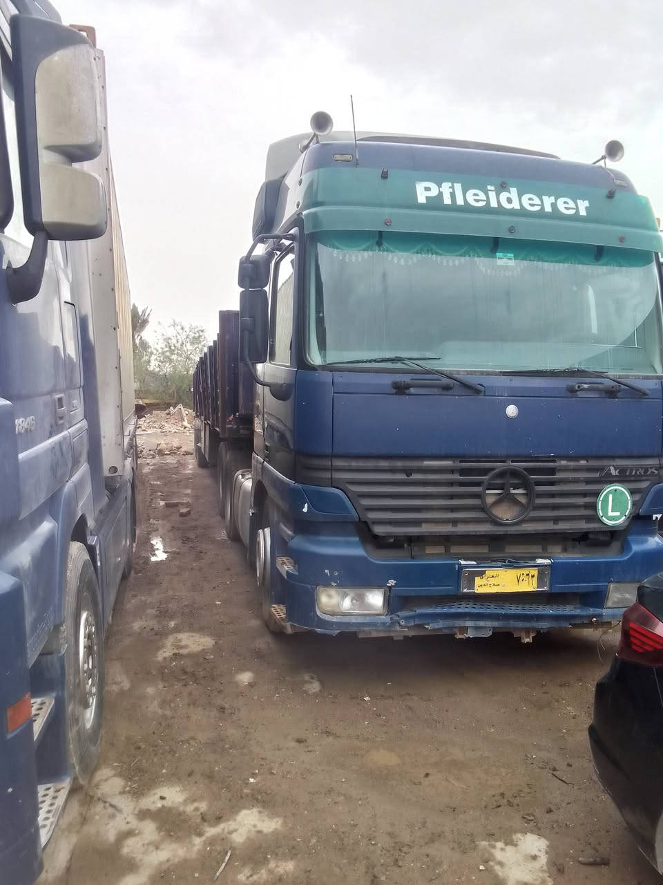 اكتروس للبيع رقم صلاح دين سعر ١٨٠ ورقه رقم اصفر سنكل دبل تاير العنوان بغداد جرف نداف معرض سنويه فلات حداديه دبل تاير رقم الموبايل او*********** ***********او قرب خالد أبو الهواء بس راس ١٨٠
