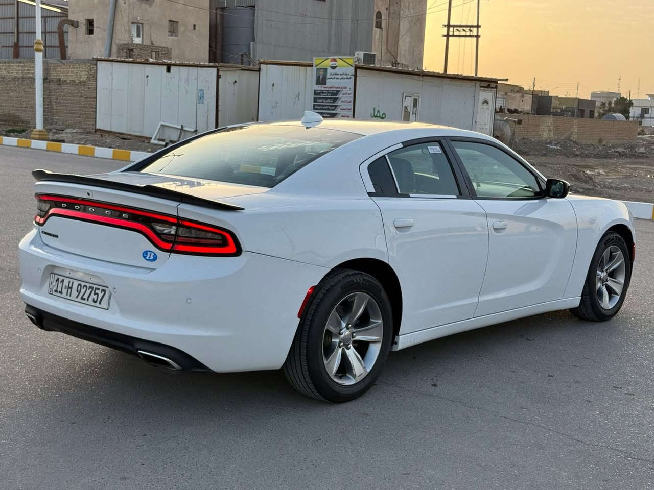 شارجر 2019 اصل وارد امريكي رقم بغداد بسمي حادثه بس بنيدمبدل اصلي فول مواصفات كشنات جلد حظن تدفئه تبريد بالكشنات الاماميه شاشه جبيره تشغيل عن بعد كامره خلفيه حساس خلفي السياره  شاشه ودشبول سياره جديده حيل و ما متعوبه السعر 225 مكان السياره ناصريه المركز للاتصال ***********
