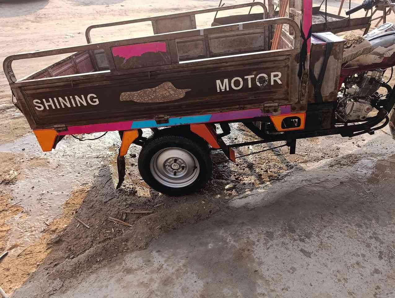 اسلام عليكم ستوته جمره فحل للبيع استوته جاهزه منه كلشي اوراق اصليه مودل 16تعمير 20ستوته نضافه كما موضح بصوره المكان حله ابي غرق شراي يتصل وبي خير ويدلل اتصال عله رقم ***********او التواصل عله الخاص
