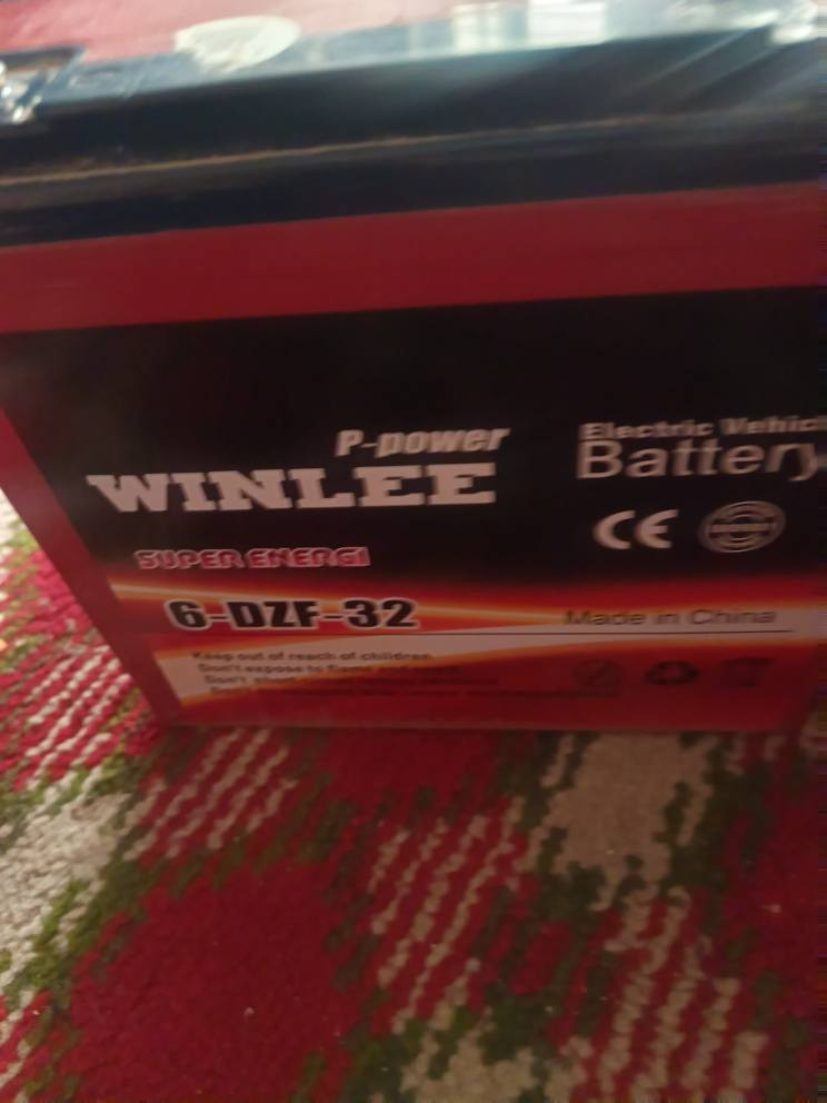 بطاريات كبار للبيع نضيفه عالفحص التواصل عالرقم ***********بي واتساب المكان بغداد
