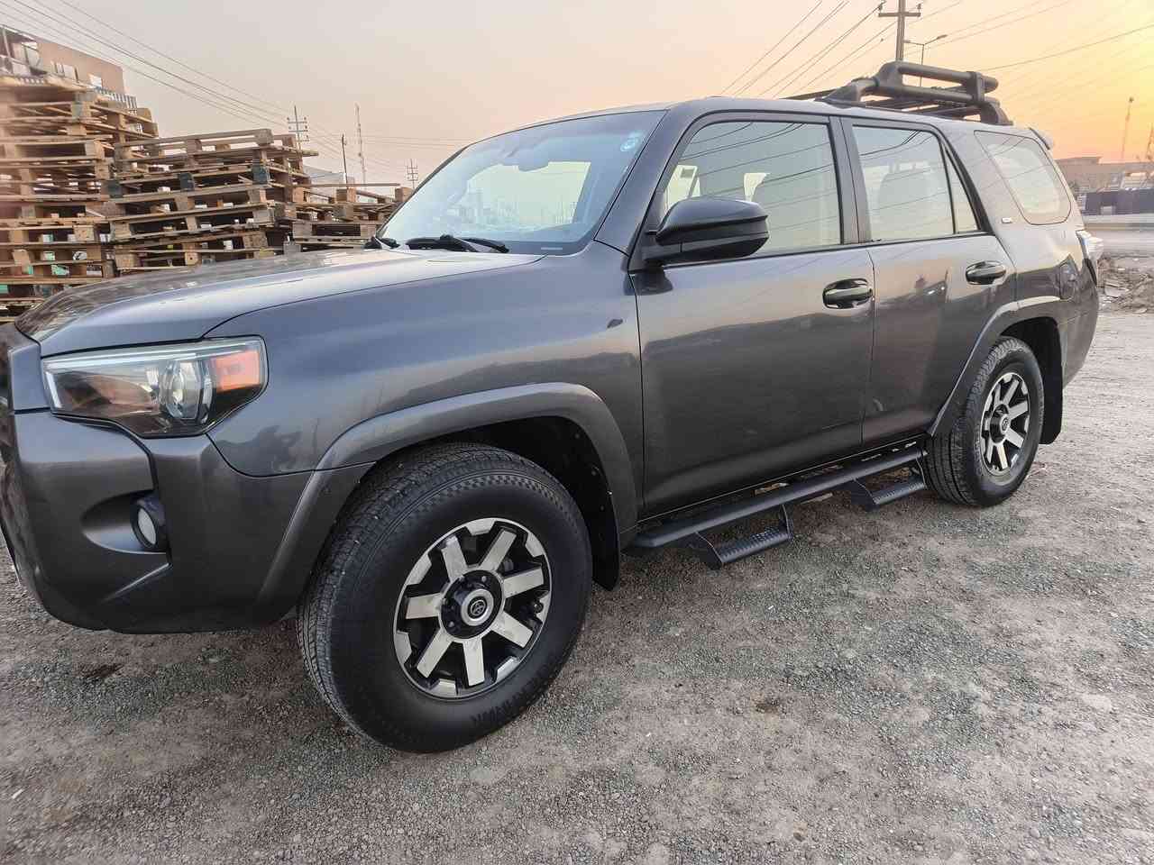 موديل 2017
TOYOTA  4RUNNER  2017 S5R

~ وارد أمريكا  

~ محرك 6 سلندر  / V6 

~ شاشة كبير  

~   كاميرة خلفية

~ كشن  مخمل اسود كهربائي

~ داخل اسود 

~تحديد سرعة 

~نظام ECO

~ حجم تايرات١٧ ويل بيلادي 

~ (  5 ) خمسة راكب 

~ ماشي 89 الف ميل

~ سيارة  صبغ جاملغ ايسر +باب السايق كلير بدون تبديل

~سيارة مرقمة بسمي تحويل شرط 

~ سعر(215  )💰ورقة دولار بيها مجال 🤏
عليه اظافه منظومه غاز 
~ مكان بغداد 

تلفون 📞 ***********
