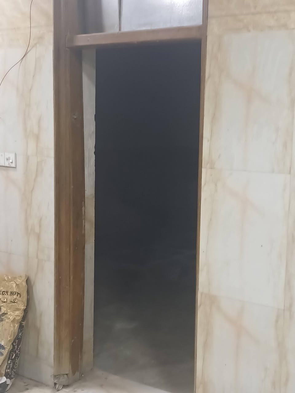 شقه للايجار
البلديات شارع الكهاوي قرب ابو حيدر المعالج 
للاستفسار ***********
