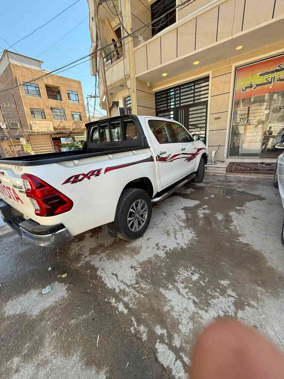 سلام عليكم
فور ويل سعودي فول  رقم بغداد موديل ١٧ ماشية ١٤٦
***********
