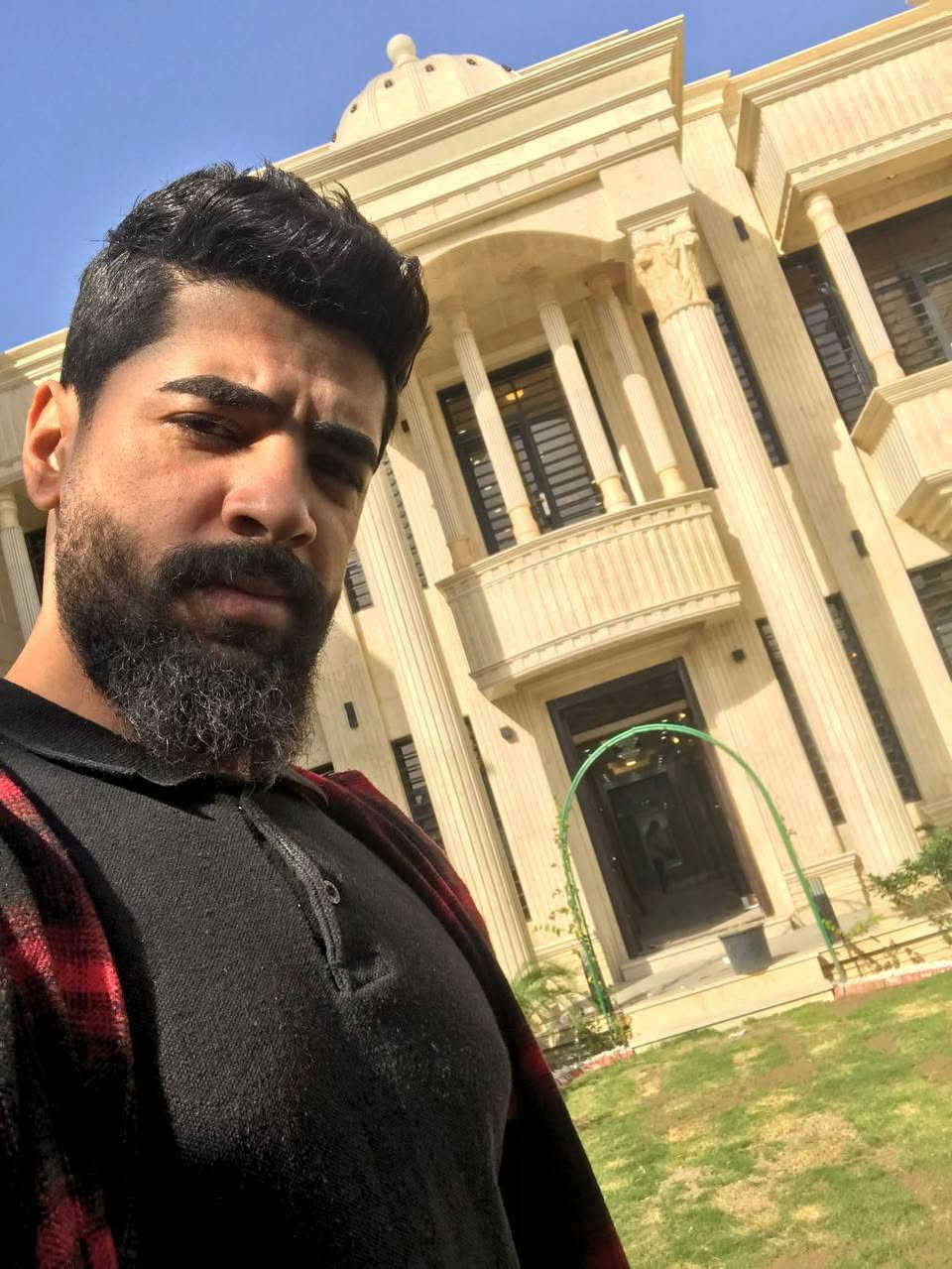 � تغليف واجهات بالمرمر الطبيعي والصناعي
🔹 تنفيذ  مودرن وكلاسك وملكي حسب الطلب
🔹 ضمان جودة بالتنفيذ
🔹 التزام كامل بالوقت والأسعار

🏗️ تنفيذ بيوت، عمارات، محلات، شركات
📍 نشتغل بجميع المحافظات

📞 للحجز والاستفسار: ***********
