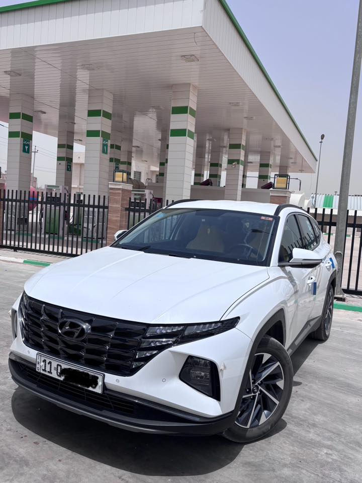 السلام عليكم 
للبيع  فقط بدون مراوس
توسان 2024  رقم بغداد الجديد باسمي
بصمه
حساسات 
كشنات مخمل 
ماشية 25 الف كيلو 
كامرة 
برغي مابيها نقص السياره جديدة بمعنى الكلمة 
(((مكفولة ماعدى
بيها بارد على كد 3اصابع بنهاية الجاملغ مال راكب  ))))
السعر عند الاتصال

مكاني المثنى ***********
