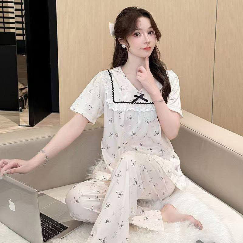 #مو بس ملابس… إحساس كامل 💕
توفر تراك درجة اولى ،قماش كلنس ، قياسات ستندر ،سعر الدرزن 62 تجهيز درزن او نص درزن جملة فقط وبأنسب الاسعار #لتفوتين العرض 📢📢 
#توصيل جميع محافظات العراق 🚛


**إذا كنت صاحب هذا الإعلان وتريد حذفه لأي سبب، رجاءا أرسل رسالة إلى الدعم الفني**