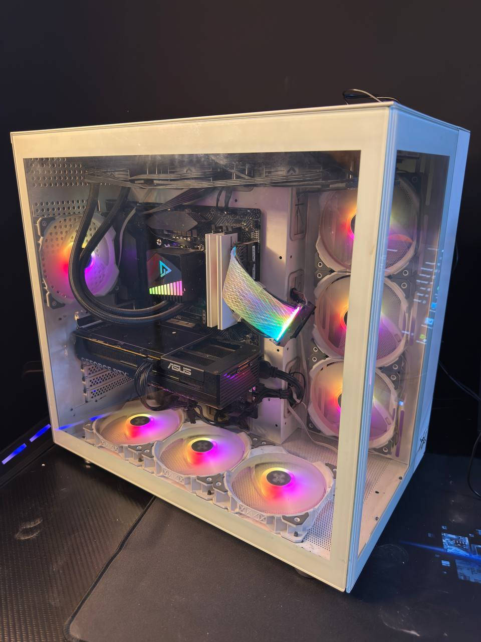السلام عليكم
تجميعة مستعمله 

I7 12700
5060 asus prime 3fan
16gb ram
M.2 1tb lexar
Z690-p msi pro
Cooler 360ml antec rgb
Case xigmatech rgb 7fan
700w antec 80+

السعر 1150 الف
 
مكان بغداد الكراده خارج مقابل الجامعة التكنولوجية 
رقم ***********
