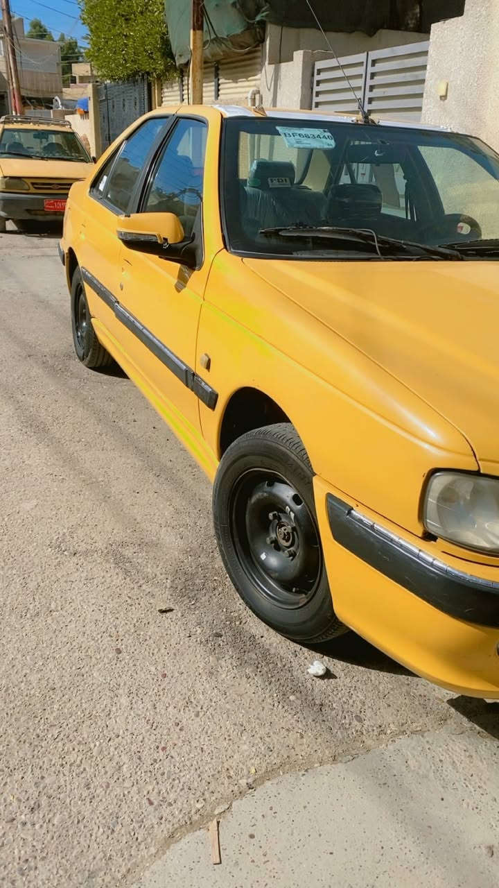 بجو بارص 2015 مكفوله مكينه كير ضربه سياره باسمي مصفره هيئه وغرامه السعر 45 وبيها مجال الجيتكم مكان شعب مقابل المحكمه  رقم ***********
