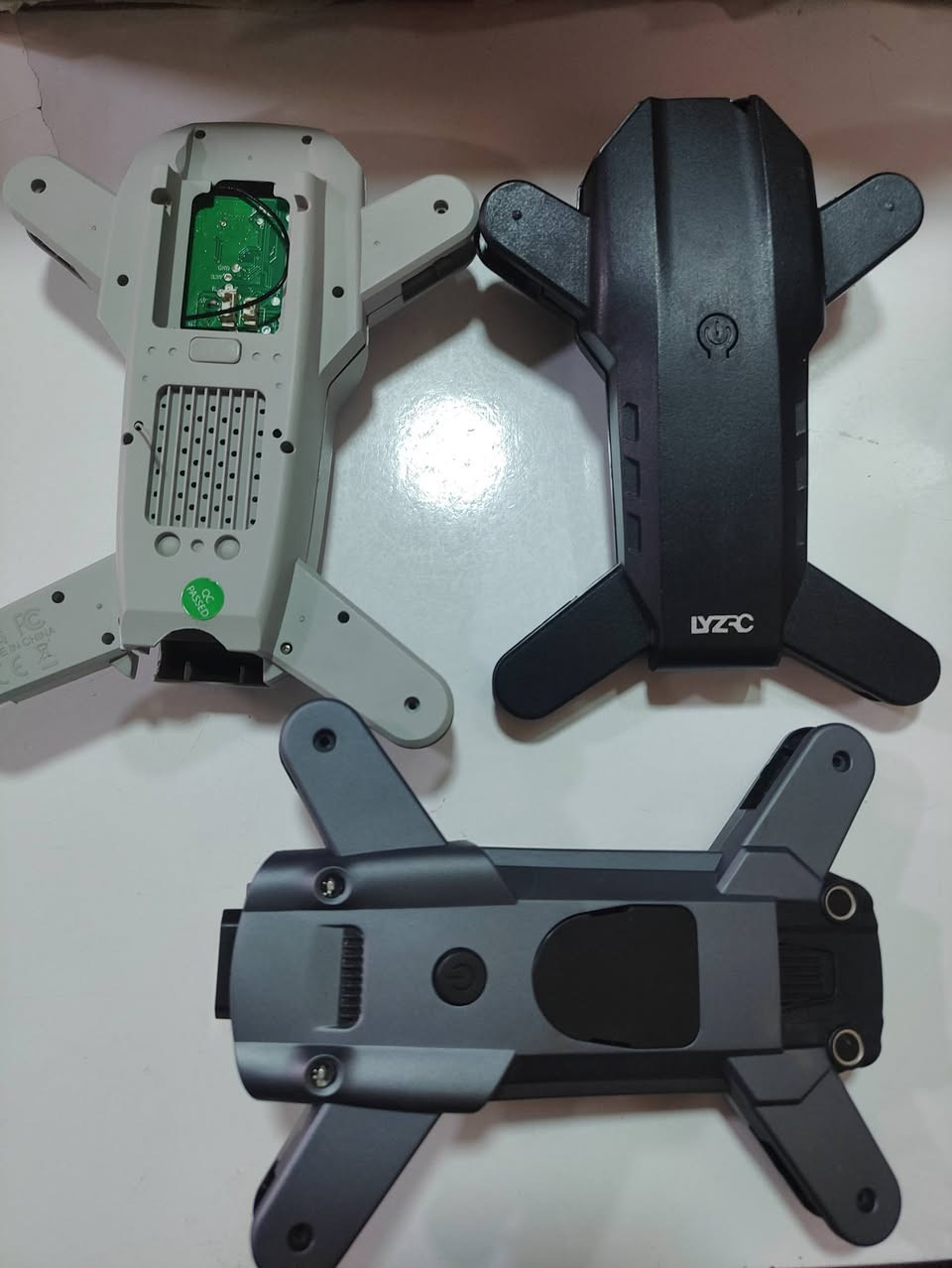 سلاو 
هەموو پارچەیەکی یەدەگ ی درۆن l900pro بەر دەستە لەگەڵ ئەنواع جۆری باتری بە نرخی گونجاو


**إذا كنت صاحب هذا الإعلان وتريد حذفه لأي سبب، رجاءا أرسل رسالة إلى الدعم الفني**