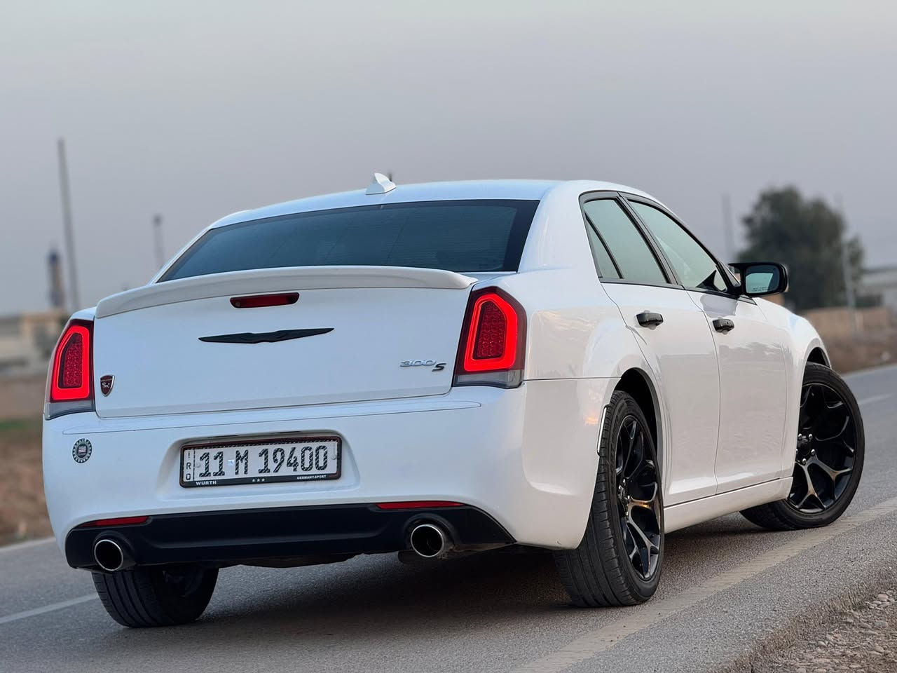 يا الله سلام عليكم  اوبامه S فول عدا الفتحه وارد امريكي الحادث جانبي قطعتين بلاد بدون صبغ بدون ايرباك  رقم بغداد انكليزي مميز
المواصفات شاشه كبيره السياره بجم كبس بدون لا شاصي ولا لغد كفاله
حساس 
كشن جلد مختوم S 
شفتات استيرن
دكمه سبورت
حرف S بالكير
السياره جديده استخدام شخصي 
ترايها زيرو كير مكينه اكسل كفاله 
العنوان بغداد جسر ديالى الجديد
*********** السعر 238
