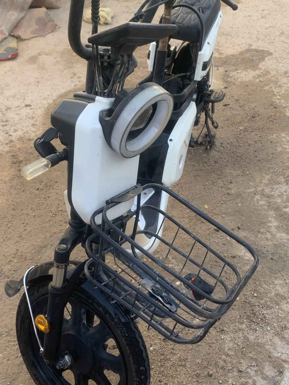 سلام عليكم
دراجه شحن لبيع
اسم RM كوري حجم ١٦
سويج و بصمه
بيها نظام رجوع لخلف
شغاله اشاره  ورباعيه
لايت عالي وناصي
شغاله مابيها اي شي
تاخذ ٤ بطاريات ١٦ امبير

ملاحظه بيها نقص بس بطاريه وحده

سعر بطارية ٢٠ الف
سكن البصرة الزبير
السعر ١٩٠ الف بيها مجال


**إذا كنت صاحب هذا الإعلان وتريد حذفه لأي سبب، رجاءا أرسل رسالة إلى الدعم الفني**