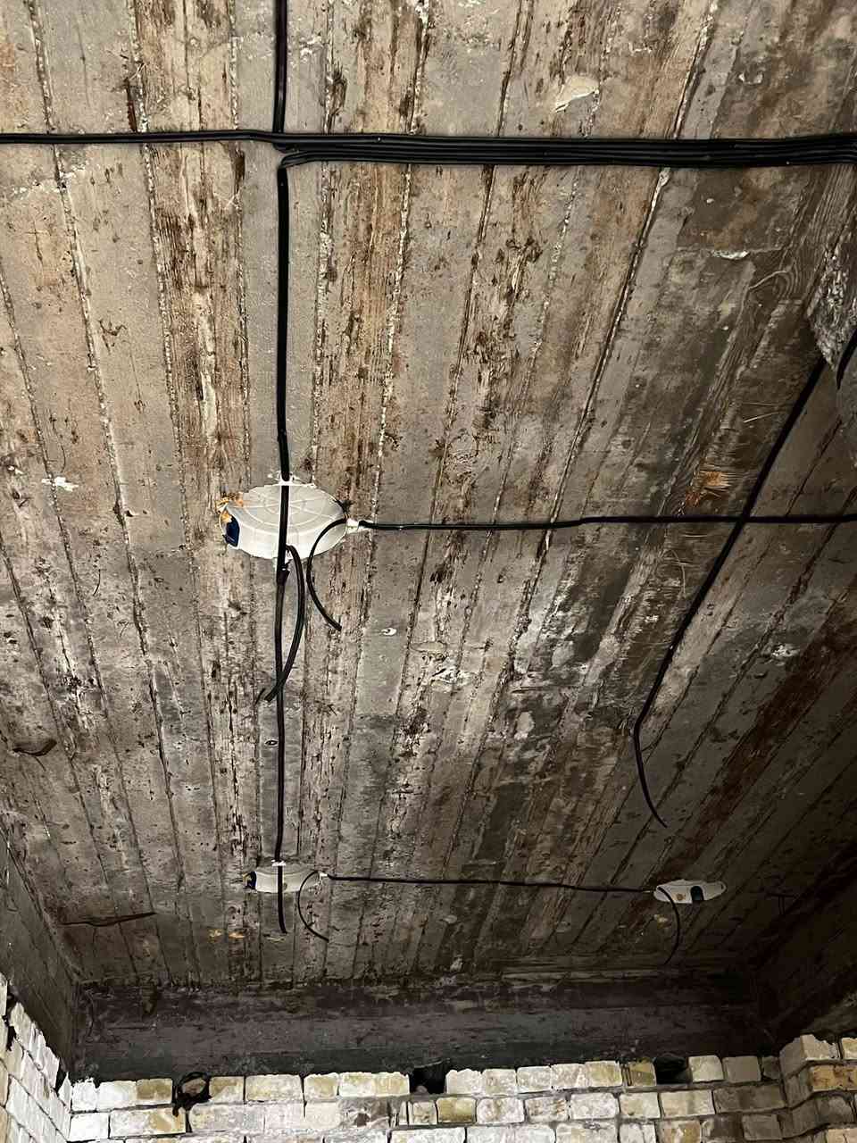 شغل كهرباء ⚡️ تئسيس +ربط  درجه أولى ***********
