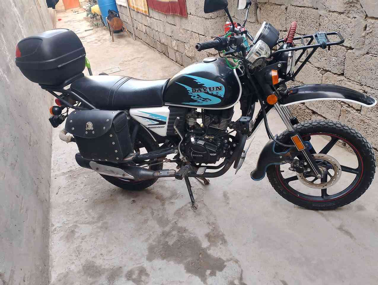 السلام عليكم دايوان جبلي22اوراق اصولي نضيفه خير من الله مرتبه***********
