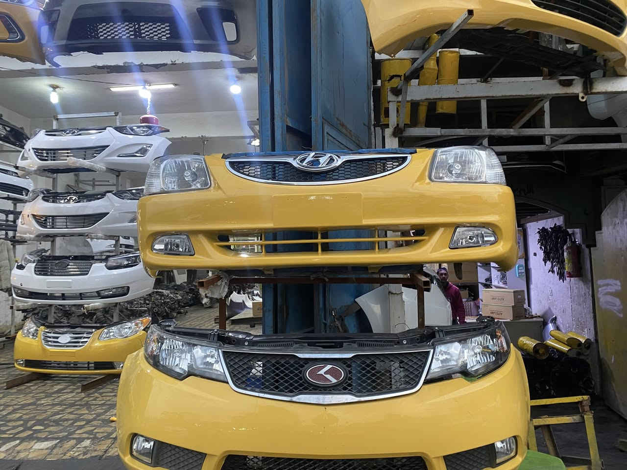 بيع قطع غير السيارات فيرنا كوري عام 
***********
