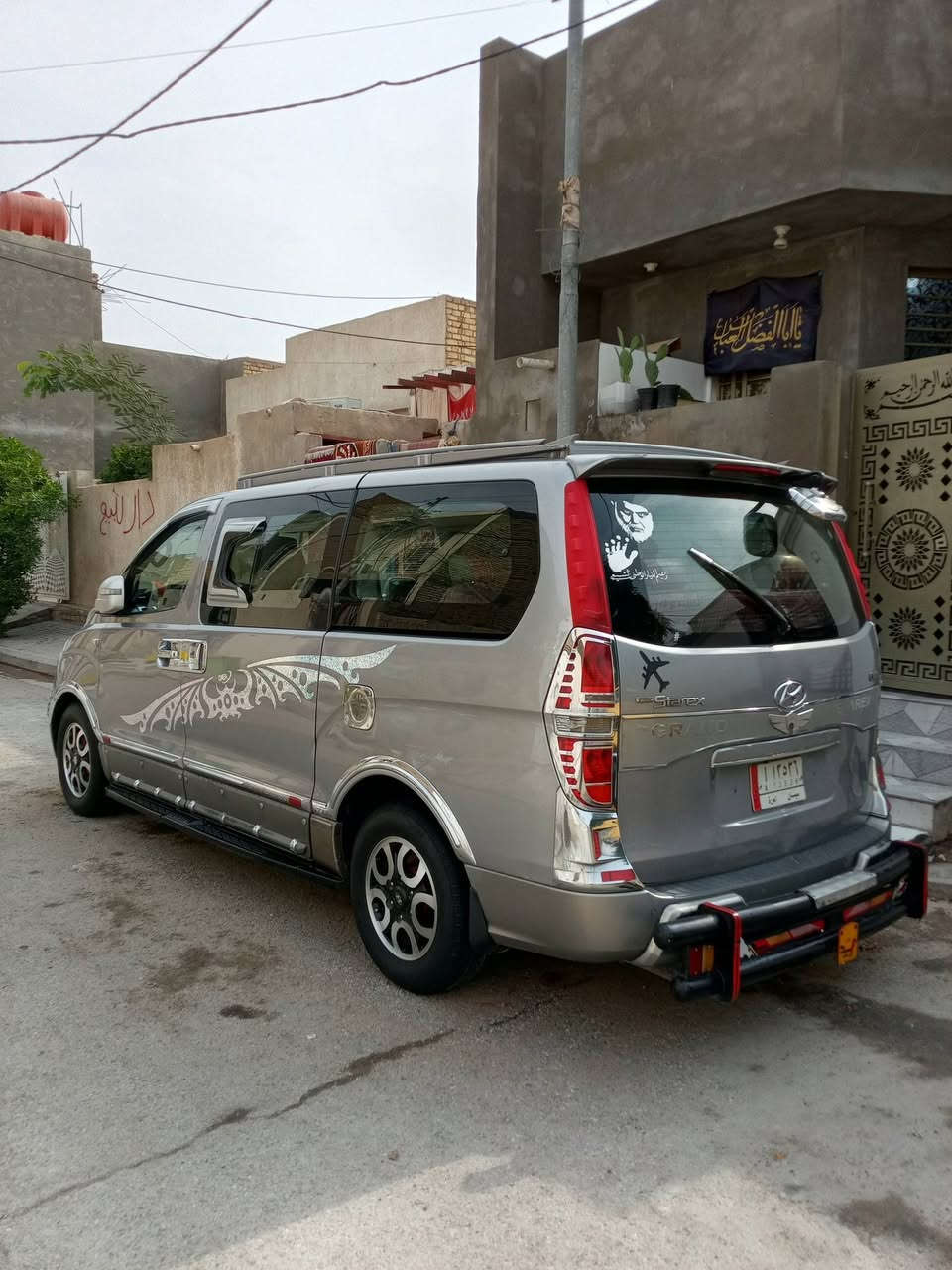 السلام عليكم أحبتي 
ستاركس موديل 2014   مسكر بلاد
تخم تاير 100%100
 حداديه جديده 100%100
تبريدها ثلج 🥶🥶
منفوضه نفض 100%100 جاهزه ع الاخر
محرك   فوك مجول وجوه سبعه  
كير عادي فقسه 6 نمر 
دوشمة ارضيه وتنته 
 سياره ماعايزه برغي ترايك للبصره 
سياره مكفوله من صبغ 
بيها فقط بارد بجاملغ لخلفي بسيط شخط
رقمها ميسان بأسمي شخصيا 
سنويه لغاية 2030 مصار شهر بدلت ارقام انكليزي 
مشروع وطني خط وبحث مصفرات
خطها كوت -نجف
مكان السياره واسط مركز مدينة للاستفسار الاتصال ع الارقام

***********
***********
