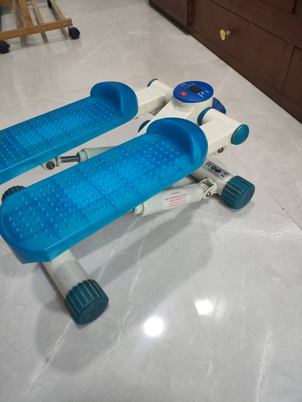 السلام عليكم متوفر جهاز ستيبر شركة max sport مستعمل شي كلش قليل شغال 100٪ بدون مشاكل ويتحمل الى وزن ١٠٠ كيلو للاستفسار فقط واتس ***********
سعر شامل التوصيل 45 الف
